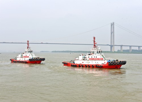 連云港2船出廠-壓縮.jpg