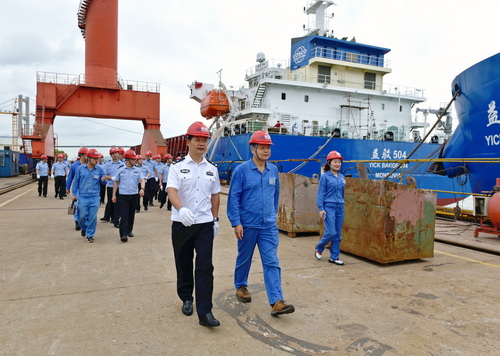 1694678588321063.jpg 2023-9-14--鎮(zhèn)江邊防檢查站趙云站長-2-壓縮.JPG